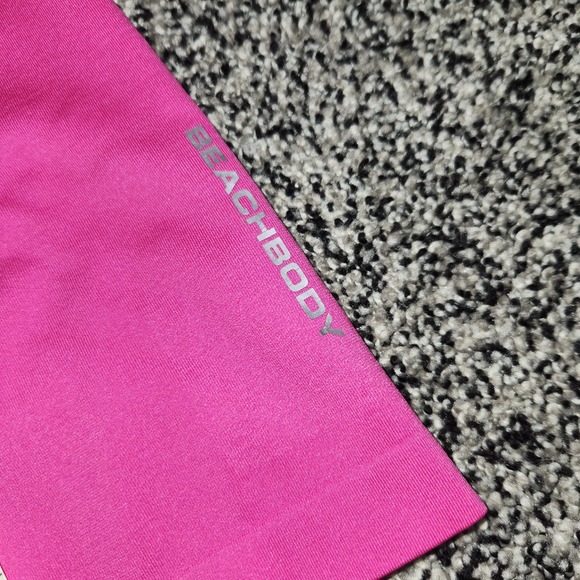 Beachbody Mesh Fishnet Tank Top Pink Fushcia Women L,Stretch Built In Bra No Pad - Picture 4 of 7